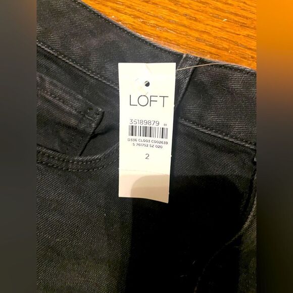 NWT Loft Black Denim Midi Skirt with Front Slit Size 2 - Picture 5 of 10